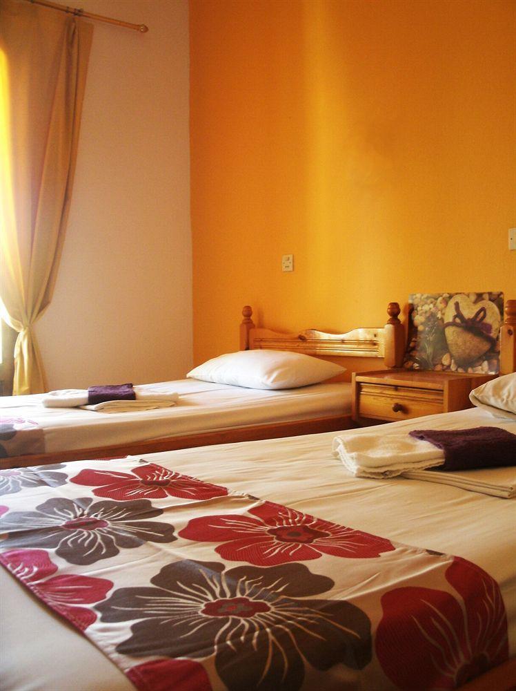 Athina Aparthotel Kávos Exteriör bild