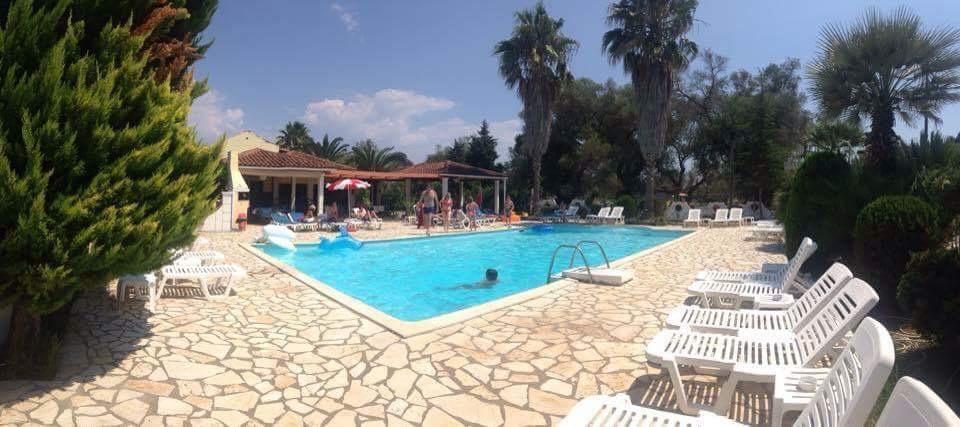 Athina Aparthotel Kávos Exteriör bild